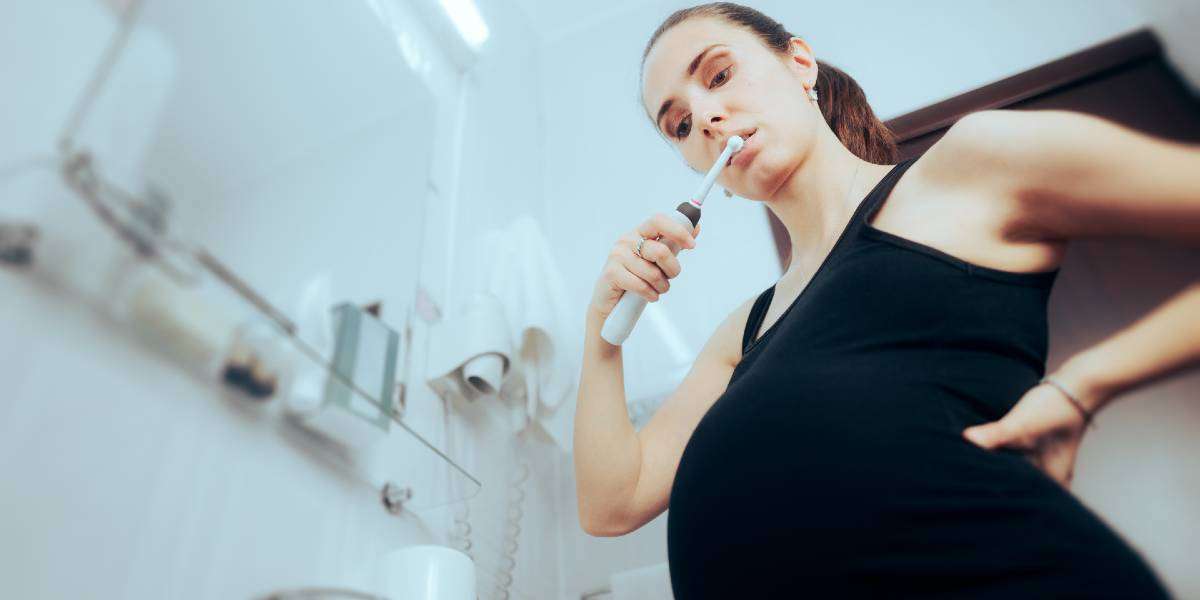 Brushing Teeth While Pregnant